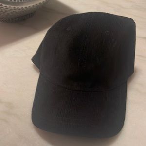 Nice casual corduroy baseball cap by banana republic